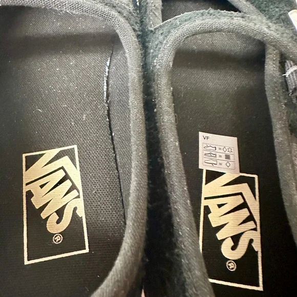 Vans Black Canvas Shoes - Picture 3 of 5